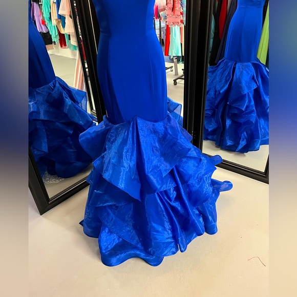 Sleeveless mermaid dress - Picture 4 of 4